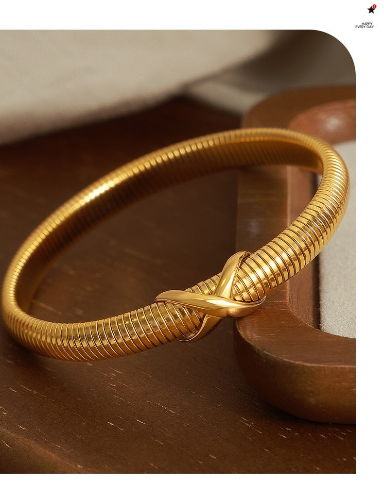 Custom Knot Elegance Bracelet