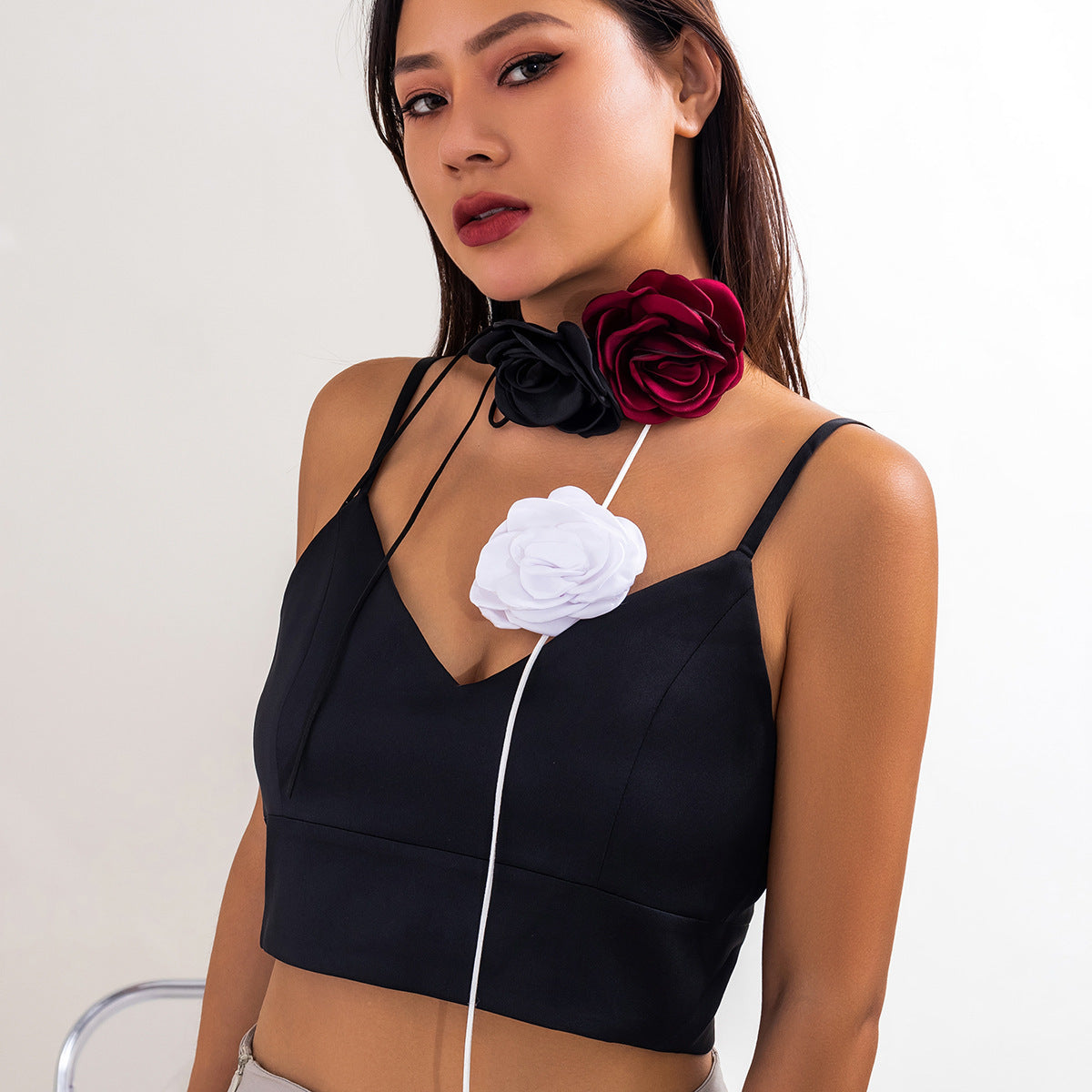 Vintage Rose Lace-up Necklace