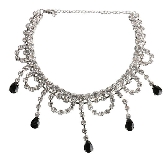 Diamond-Studded Celebrity Clavicle Necklace