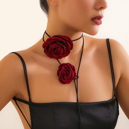 Vintage Rose Lace-up Necklace